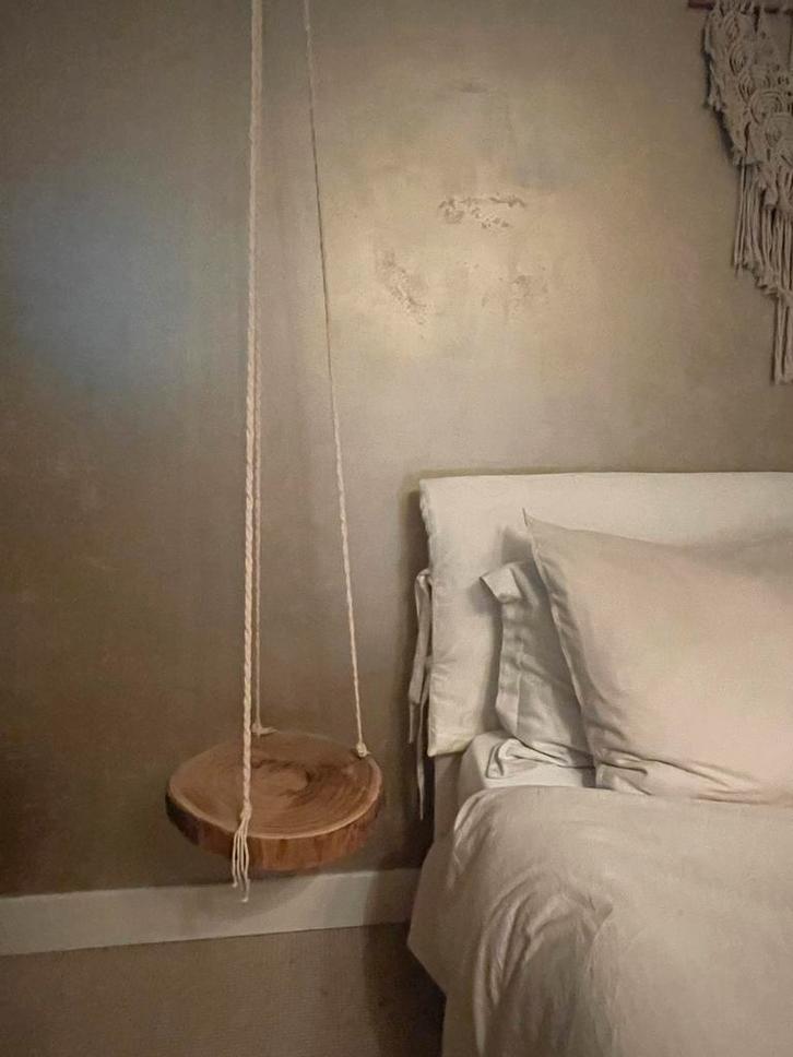 2x Ibiza Nachtplankjes Eikenhout met Touw, Huis en Inrichting, Slaapkamer | Nachtkastjes, Zo goed als nieuw, Minder dan 45 cm