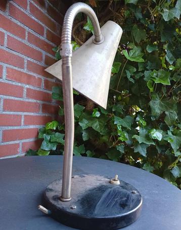 industriële bureaulamp /tafellamp/leeslamp - jaren 50/60  beschikbaar voor biedingen