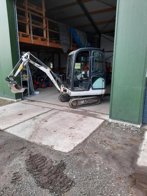 Verhuur minikraan, trilplaat of stenenknipper, Tuin en Terras, Overige Tuin en Terras, Zo goed als nieuw, Ophalen of Verzenden