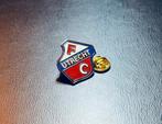 Voetbalpin FC Utrecht, Ophalen of Verzenden, Zo goed als nieuw, Sport, Speldje of Pin