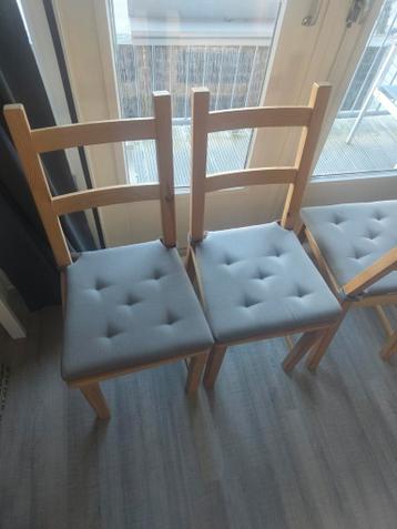 4 IVAR IKEA houten stoelen met kussens - afbeelding 3