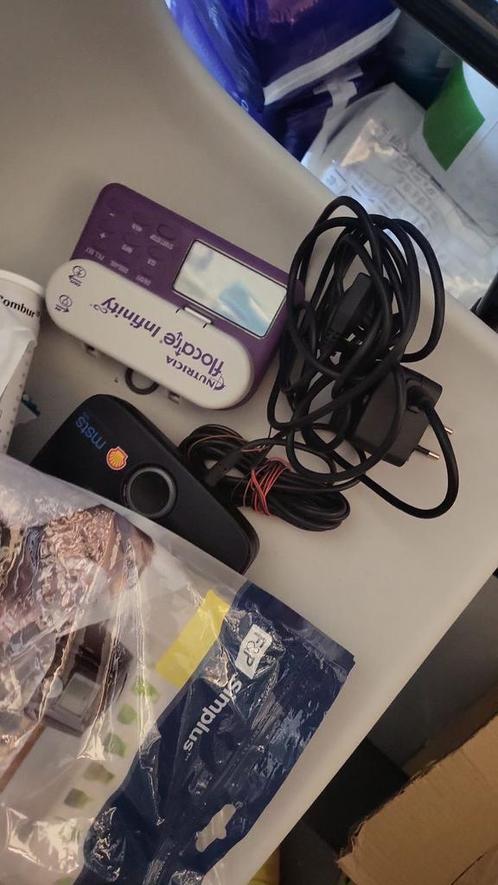 Gezocht Gratis Oude Kleine Defecte Apparaten Voor de Sloop, Computers en Software, Desktop Pc's, Niet werkend, Onbekend, HDD, SSD