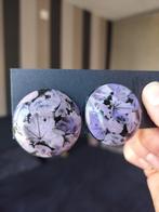Vintage clip on oorbellen, Ophalen of Verzenden, Zo goed als nieuw, Paars, Overige materialen