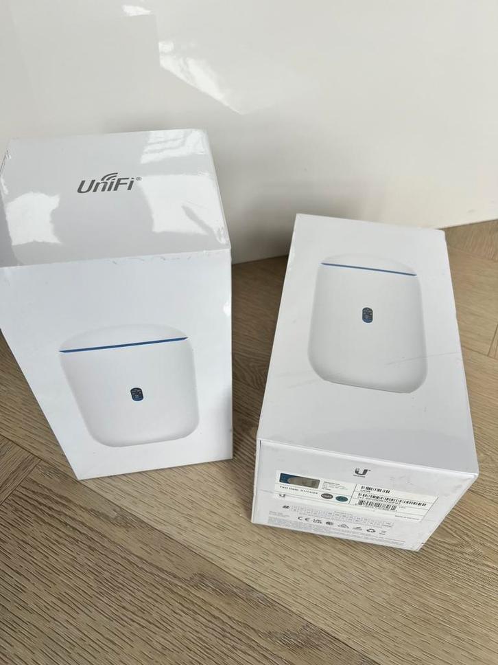 Nieuw Unifi Dream Router 2 stuks, Computers en Software, Routers en Modems, Nieuw, Router, Ophalen of Verzenden