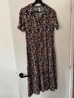 Leuke jurk met print - Studio Miss E - Maat S, Bruin, Ophalen of Verzenden, Zo goed als nieuw, Knielengte
