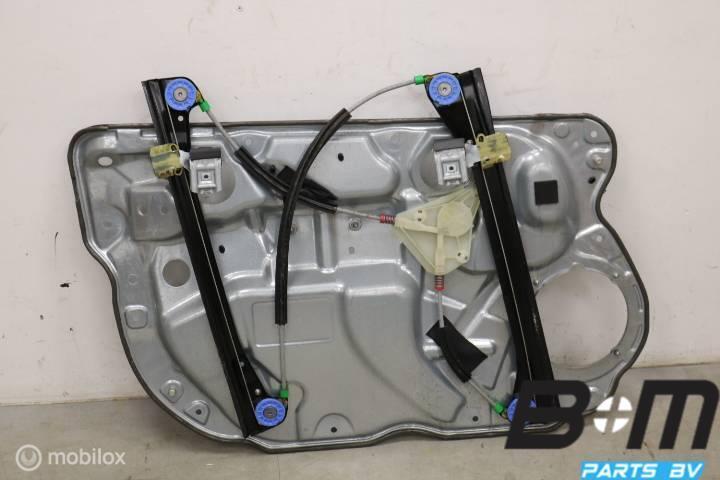 Raammechaniek rechtsvoor VW Polo 9N3 5drs 6Q4837402AA, Auto-onderdelen, Ruiten en Toebehoren, Gebruikt