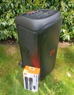 TE HUUR - JBL partybox 320 (evt. met microfoons), Audio, Tv en Foto, Luidsprekers, Ophalen, JBL, Nieuw, 120 watt of meer