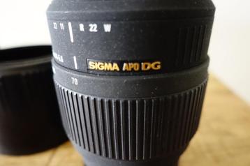 sigma telelens 70-300 Apo-DG beschikbaar voor biedingen