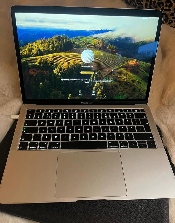 Macbook Air 13 inch | 2019 | i5 8GB 128GB | 65 cycli, Computers en Software, Windows Laptops, Zo goed als nieuw, 13 inch, Minder dan 2 Ghz
