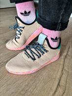 Adidas x Pharrell Williams Tennis Hu - Pink Marble, Adidas, Ophalen of Verzenden, Gedragen, Roze