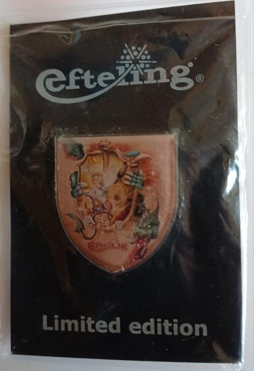 Efteling pin op kaartje Abonnementshouders., Verzamelen, Efteling, Zo goed als nieuw, Button of Speldje, Ophalen