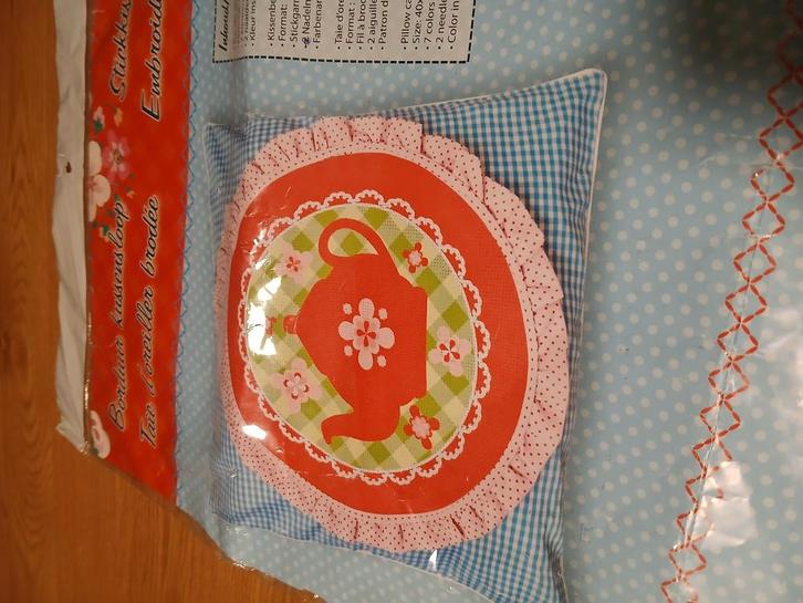 BORDUURPAKKET pip stijl pakket 40 x 40.Kussensloop, Hobby en Vrije tijd, Borduren en Borduurmachines, Nieuw, Borduurpakket, Handborduren