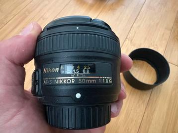 Nikon f lens, 50mm 1.8 beschikbaar voor biedingen