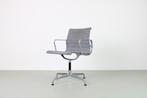 Vitra EA 104, aluminium, wit/blauw hopsak, Ophalen, Gebruikt, Blauw, Eén