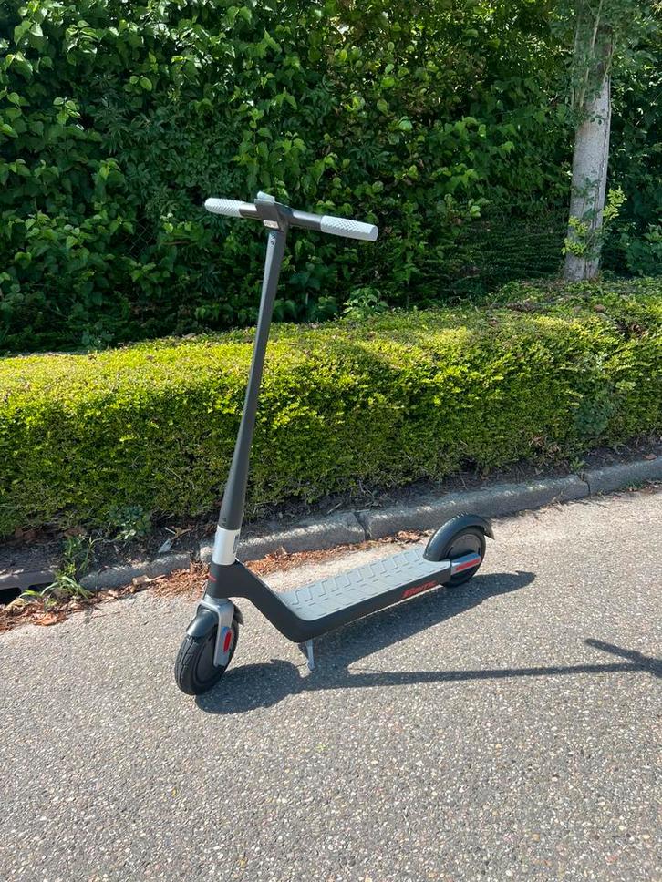 Nieuwe fantic tx2 500 watt e step. Elektrische step., Fietsen en Brommers, Steps, Zo goed als nieuw, Kickbike, Ophalen of Verzenden