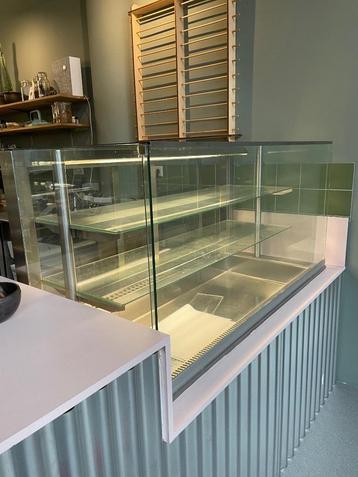 koelvitrine groot horeca glas drop-in koel toonbank beschikbaar voor biedingen