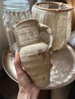 Oude amfora met terracotta, 1 handvat, Ophalen of Verzenden
