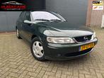 Opel Vectra 1.6-16V Business Edition | automaat|Airco|Nap, Gebruikt, Zwart, 4 cilinders, Vectra