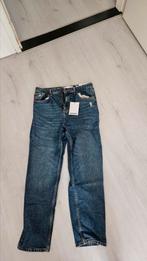 Bershka mom fit mt 38, Blauw, Nieuw, W30 - W32 (confectie 38/40), Bershka