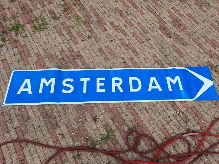 Amsterdam wegwijzer verkeersbord reclamebord keet mancave, Verzamelen, Merken en Reclamevoorwerpen, Reclamebord, Ophalen