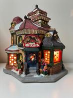 Intratuin Toystore kersthuisje met verlichting, Diversen, Kerst, Ophalen, Zo goed als nieuw