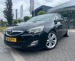 Opel Astra 1.4 Turbo Sport 120pk 88KW 5D 2011 Zwart 134853km, Voorwielaandrijving, 65 €/maand, Stof, 4 cilinders