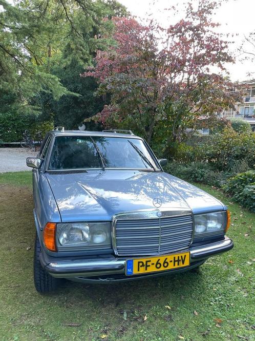 Mercedes 2.7 280 TE 1986 Blauw met schuifdak, Auto's, Mercedes-Benz, Particulier, 200-Serie, Radio, Benzine, Stationwagon, Automaat