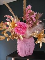Vaas met bloemen, Huis en Inrichting, Woonaccessoires | Vazen, Overige kleuren, Ophalen of Verzenden, Minder dan 50 cm, Glas