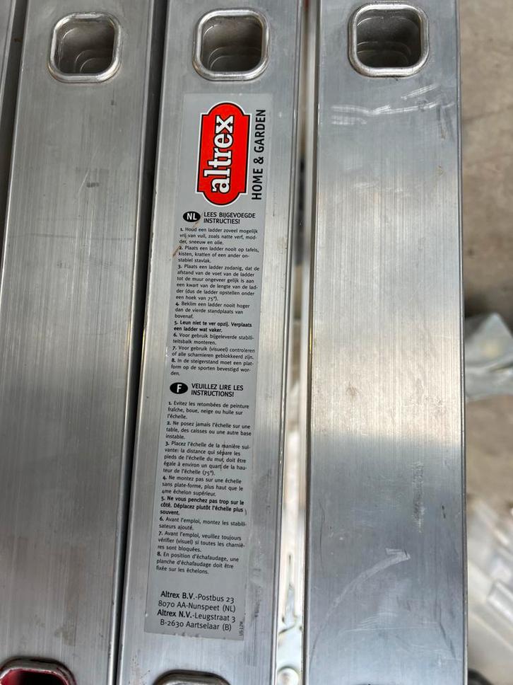 Altrex Ladder / kleine steiger  - Opvouwbaar, Doe-het-zelf en Verbouw, Ladders en Trappen, Gebruikt, Ladder, 2 tot 4 meter, Opvouwbaar of Inschuifbaar