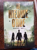 De Nieuwe Orde - Chris Weitz (Overlevers Boek 2), Ophalen of Verzenden, Gelezen
