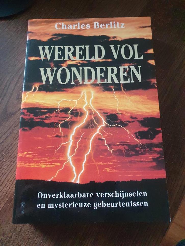 Wereld Vol Wonderen - Charles Berlitz, Boeken, Esoterie en Spiritualiteit, Zo goed als nieuw, Achtergrond en Informatie, Overige onderwerpen