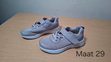 Gymschoenen Maat 29 beschikbaar voor biedingen