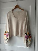 Romantisch oversized creme geborduurde bloemen pofmouw, Ophalen of Verzenden, Zo goed als nieuw, Maat 38/40 (M), Overige kleuren