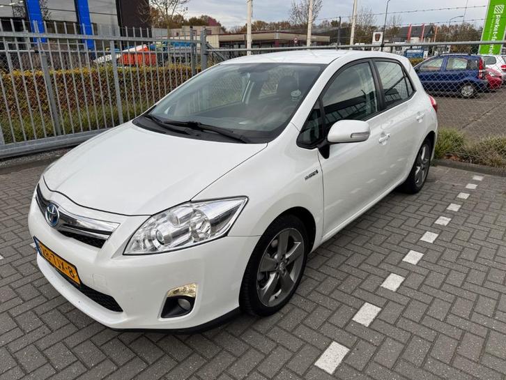 Toyota Auris 1.8 Full Hybrid 136PK 5D CVT 2012 Wit, Auto's, Toyota, Bedrijf, Auris, ABS, Airbags, Airconditioning, Boordcomputer