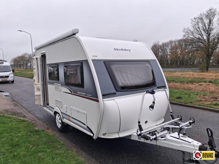 Hobby On Tour 390 SF Mover/Luifel/Fietsenrek, Caravans en Kamperen, Caravans, Bedrijf, tot en met 3, 750 - 1000 kg, Treinzit, Hobby