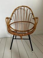 Vintage Rotan stoel met armleuningen, Ophalen of Verzenden, Zo goed als nieuw, Bruin, Vijf, Zes of meer stoelen