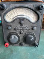 UNIVERSAL AVOMETER MODEL 8, Ophalen of Verzenden, Zo goed als nieuw