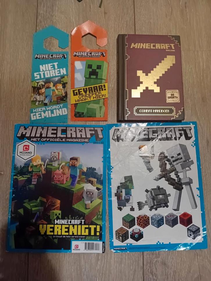Minecraft combat handboek de update van Mojang, Boeken, Fantasy, Zo goed als nieuw, Ophalen of Verzenden