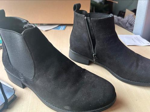 Leuke lage hakjes, Kleding | Dames, Schoenen, Zo goed als nieuw, Schoenen met lage hakken, Zwart, Ophalen of Verzenden