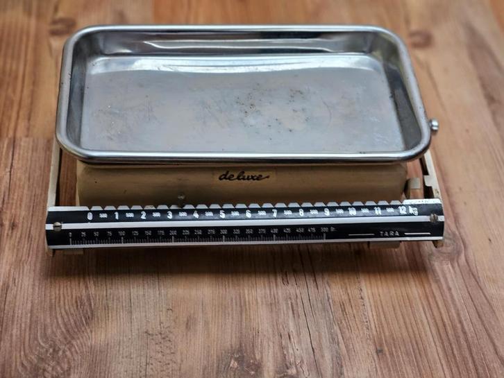 Mooie weegschaal (bijna antiek), Huis en Inrichting, Keuken | Keukenbenodigdheden, Gebruikt, Ophalen