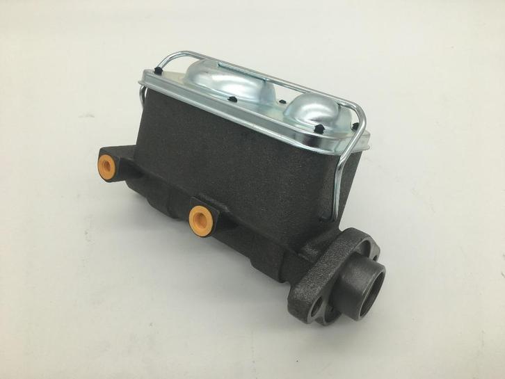 Te koop hoofdremcilinder chevrolet c10 k10 g10 k5 blazer, Auto diversen, Overige Auto diversen, Ophalen of Verzenden