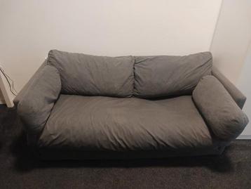 grijze slaapbank 150x200 beschikbaar voor biedingen