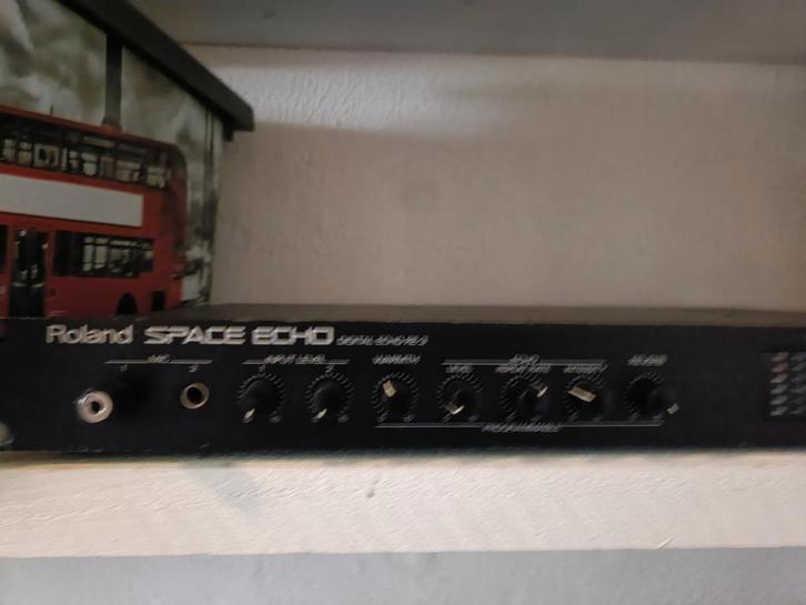 Roland Space Echo RE3 - Digitale Tape Echo, Muziek en Instrumenten, Effecten, Gebruikt, Delay of Echo, Reverb, Verzenden
