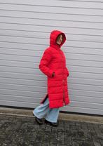 Lange rode puffer jas - Maat 40, Kleding | Dames, Maat 38/40 (M), Rino&Pelle, Onbekend, Ophalen of Verzenden