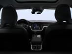Volvo V60 Cross Country T5 AWD Pro / Trekhaak / Pan. dak / E, Automaat, Euro 6, 1969 cc, Blauw
