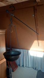 Antieke  hang weegschaal., Ophalen