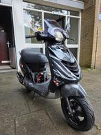 Piaggio zip, Fietsen en Brommers, Brommeronderdelen | Scooters, Ophalen, Zo goed als nieuw