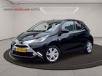 Toyota Aygo 1.0 VVT-i X * LEER * NAP PAS * STOELVERWARMING *, Auto's, Toyota, Voorwielaandrijving, Gebruikt, 4 stoelen, Zwart