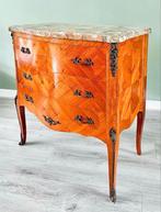 Vintage marmeren kast ladekast sidetable messing details, Huis en Inrichting, Kasten | Ladekasten, Ophalen, Gebruikt
