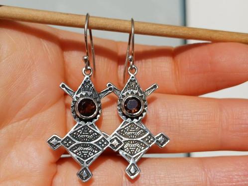 Vanoli - 925 zilveren ethnische design oorbellen rookkwarts, Sieraden, Tassen en Uiterlijk, Oorbellen, Nieuw, Hangers, Zilver